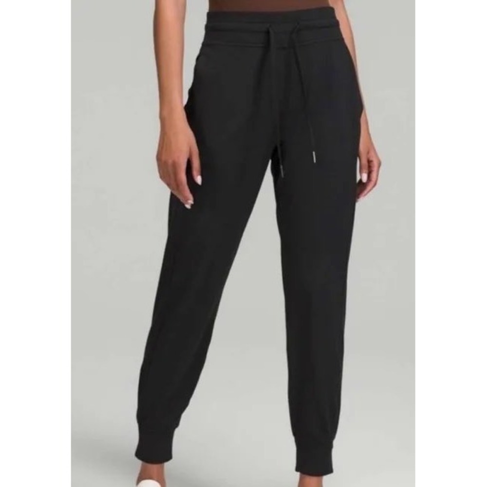 Lululemon Ready to Rulu Jogger Black High Rise Nulu Yoga Pants Size 6 LW5DP2S